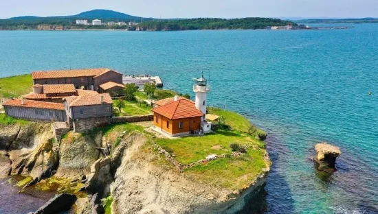 Екскурзия из дебрите на Странджа планина , остров 