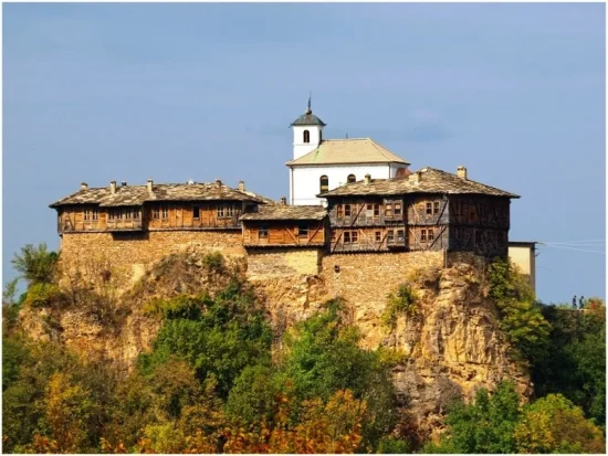 Екскурзия до Тетевен, Гложенски манастир, Събора на овцевъдите